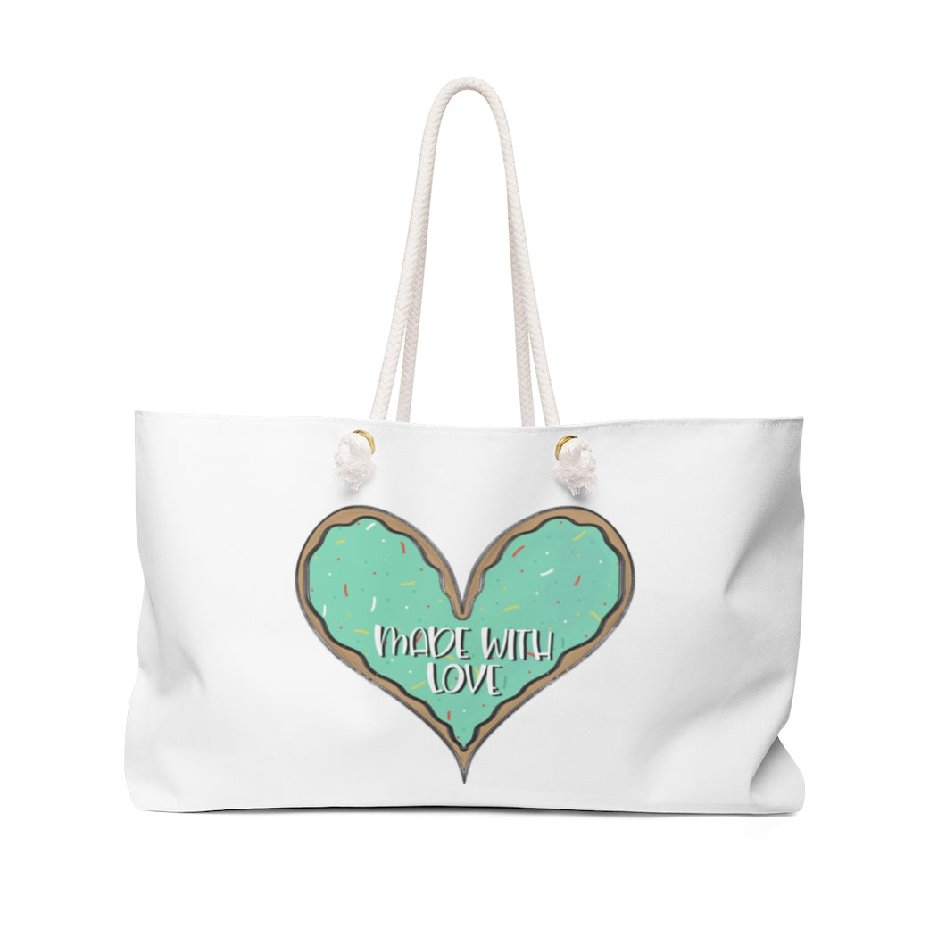 (b) Made With Love Green Heart Weekender Bag